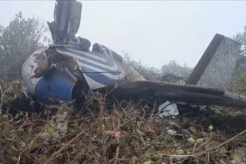 Tragedia en Colombia: confirman que las 15 personas a bordo del avión de Satena murieron tras accidentarse