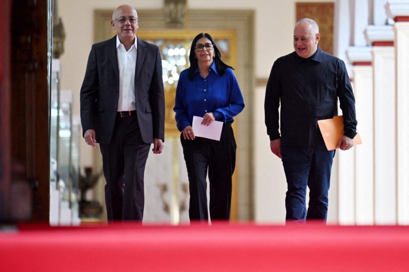 Delcy Rodríguez en el filo de la navaja: tensión política y desafíos de liderazgo en Venezuela