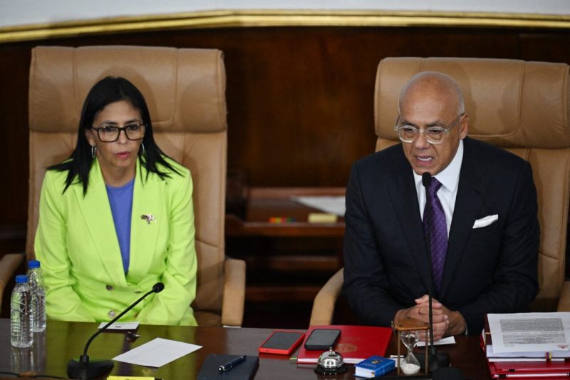 Transición o protectorado: el plan de los hermanos Rodríguez para mantenerse en el poder en Venezuela