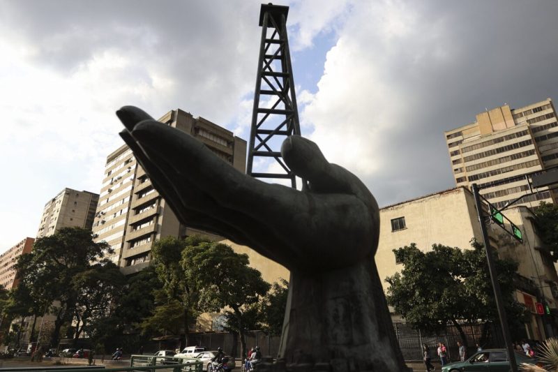 Las cinco petroleras chinas mejor situadas en Venezuela ante la apertura del sector petrolero