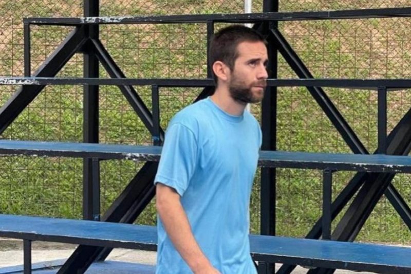 Esposa de Nahuel Gallo exige liberación inmediata de su esposo tras 440 días sin contacto