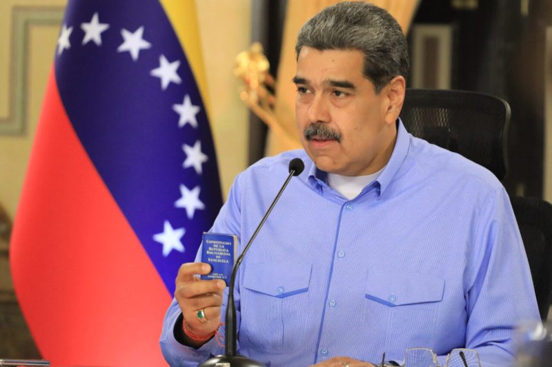 Acusan a Nicolás Maduro de vender pasaportes diplomáticos a narcotraficantes