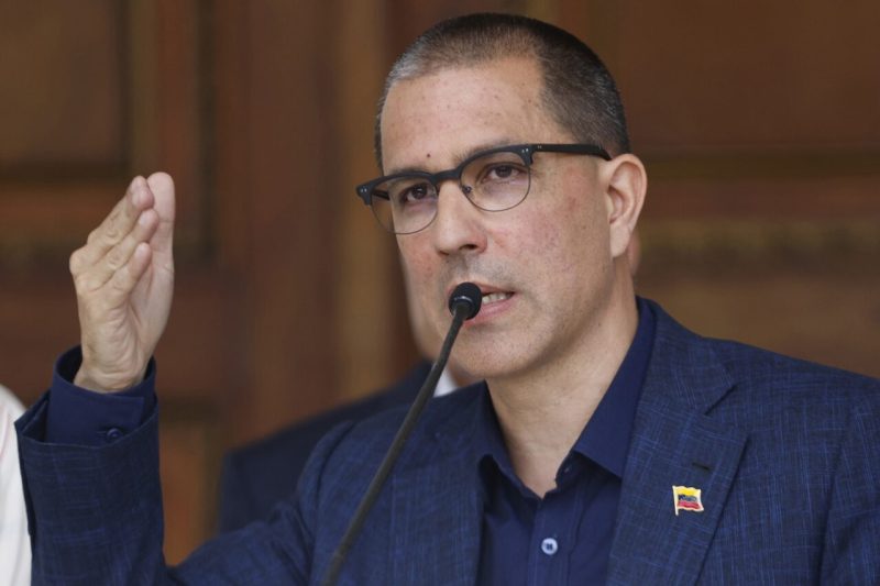 Jorge Arreaza admite fallas en Ley contra el Odio y abre debate sobre su aplicación en Venezuela