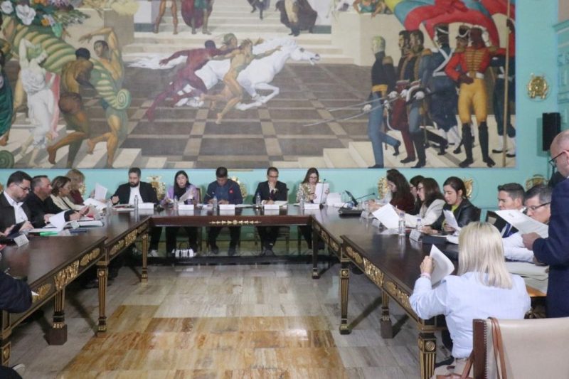 🏛️🤝 Venezuela: poderes públicos y ONG participan en consulta del proyecto de Ley de Amnistía para la convivencia democrática