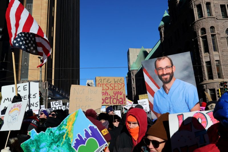 Identifican a los agentes que dispararon y causaron la muerte de Alex Pretti en Mineápolis: detonante de protestas masivas y una investigación federal