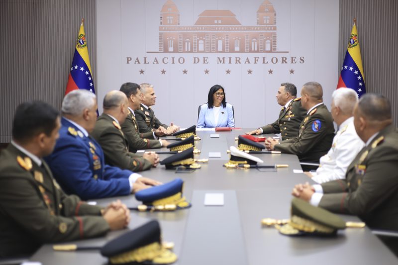 Delcy Rodríguez renueva el alto mando militar y reconfigura el poder en Venezuela