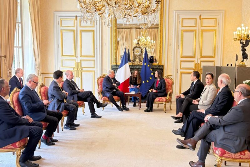 Machado se reúne con el Senado de Francia y refuerza la transición en Venezuela